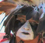 Visage peint d'un danseur indien