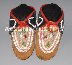 Antique Mohawk Moccasins